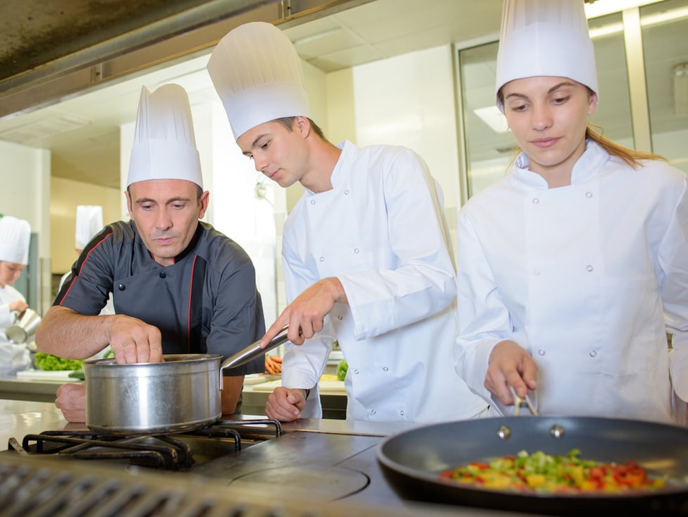 Chef Mentoring Students